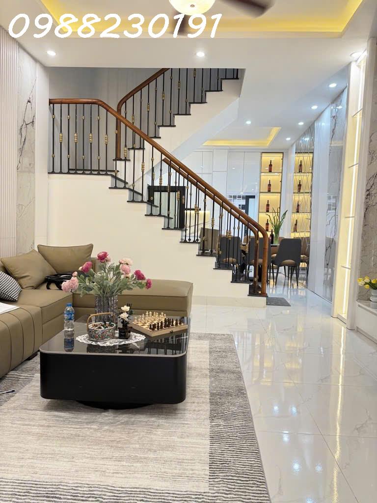 HIẾM – BÁN NHÀ TÔN ĐỨC THẮNG – ĐỐNG ĐA – 50M2 – 7 TẦNG – GẦN NGAY MẶT PHỐ – 5 PHÚT DI CHUYỂN ĐẾN LĂNG BÁC GIÁ NHỈNH 10 TỶ