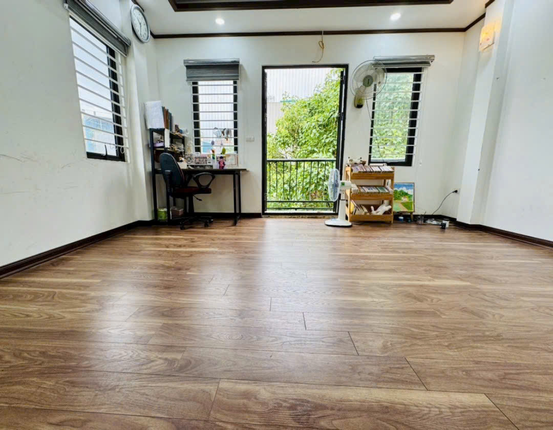Mình chính chủ bán nhà mặt ngõ 521 Trương Định, Hoàng Mai – 46M 6T. Ô tô vào nhà