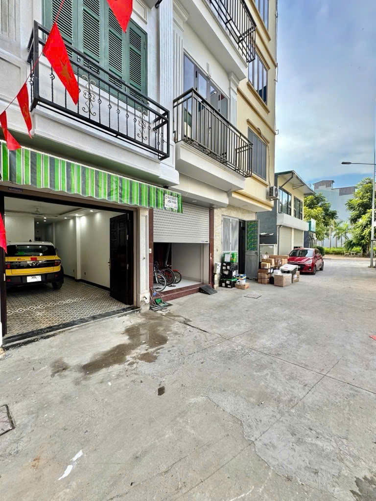 SĐCC- Bán nhanh nhà Trương Định – Tân Mai 48m 5 Tầng 1 tum mặt ngõ thông, ô tô vào tận nhà