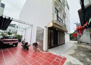 NHÀ MỚI KÍNH KONG – OTO ĐỖ CỬA – SÂN CHƠI RỘNG THOÁNG