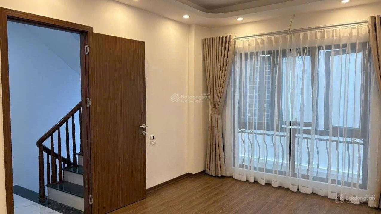 BÁN NHÀ NGỌC HỒI – NHÀ MỚI XÂY CHẮC CHẮN – CHỈ MẤY BƯỚC CHÂN RA ĐẾN ĐƯỜNG TO