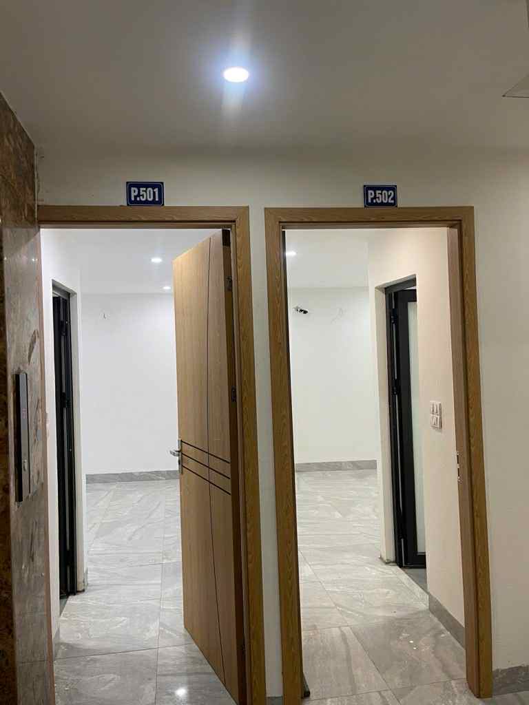 chung cư mini Việt Hưng, 119m x 6 tầng, mặt tiền 5.5m, nở hậu, 19 phòng khép kín, dòng tiền 90tr/tháng