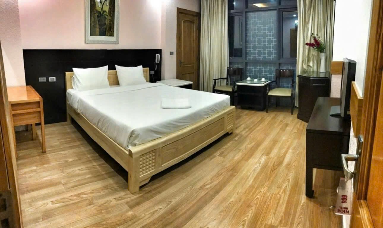 BÁN KHÁCH SẠN MẶT PHỐ KHƯƠNG ĐÌNH – DÒNG TIỀN 300TR/TH – 140M² x 8T CÓ HẦM – GIÁ 89.9 TỶ