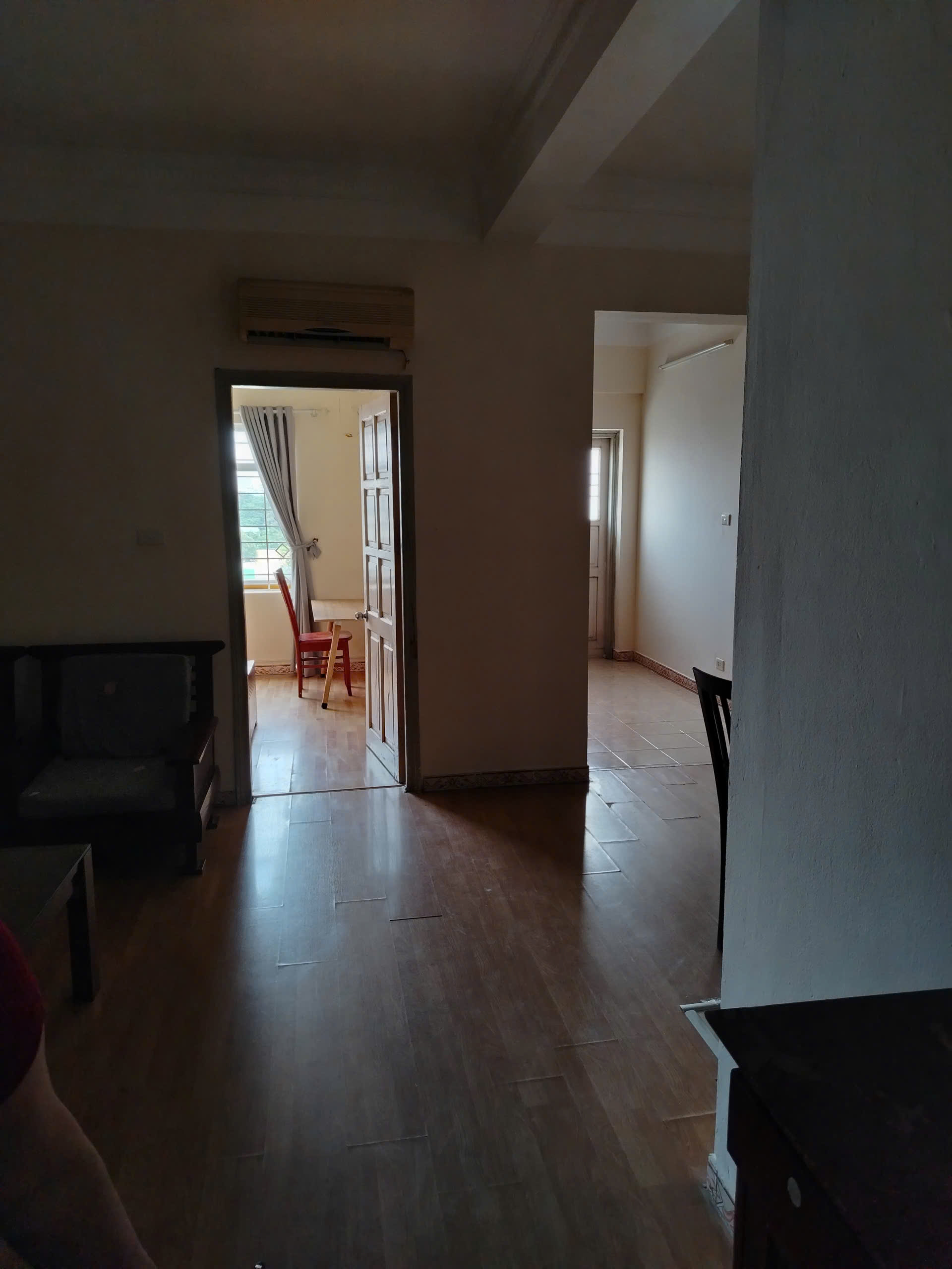 Cho thuê căn hộ chung cư CT16 Định Công, 75m2 x 3 ngủ, 1 wc. 9 triệu/tháng