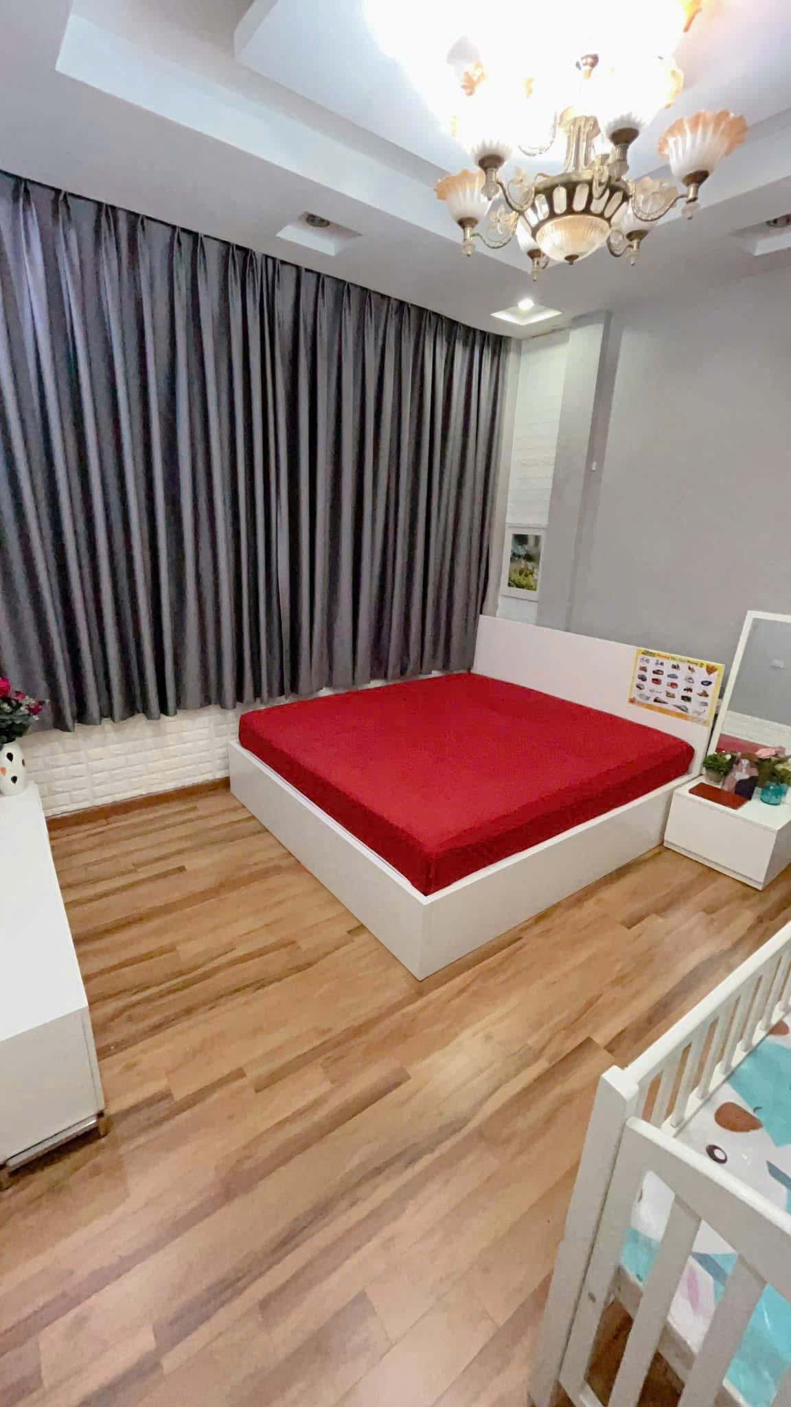 Cho thuê nhà Bùi Xương Trạch, Thanh Xuân, 4 tầng x 30m2, 2 ngủ, 3 WC, 10 Triệu