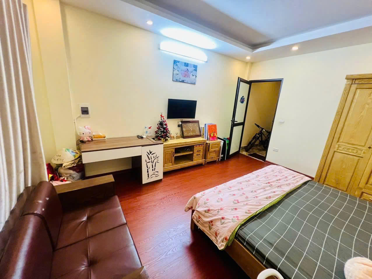 Cho thuê nhà nguyên căn ngõ 86 Đông Thiên, 38m2 x 5 tầng, 3 ngủ khép kín, 15 Triệu