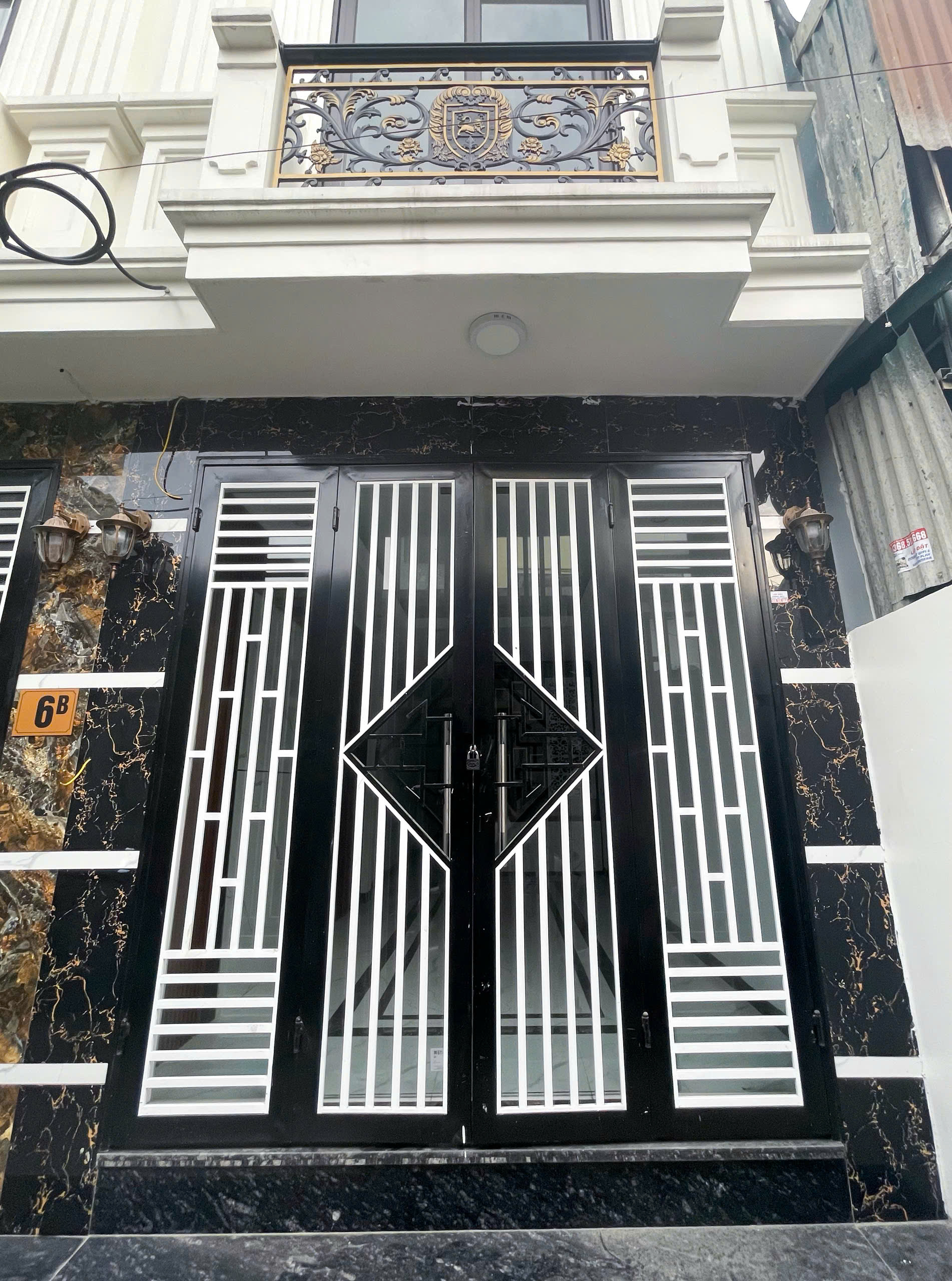 Cho thuê nhà nguyên căn ngõ 19 Hưng Phúc, Nhà 5 tầng, 40m2, 6 ngủ, giá 11 triệu/th