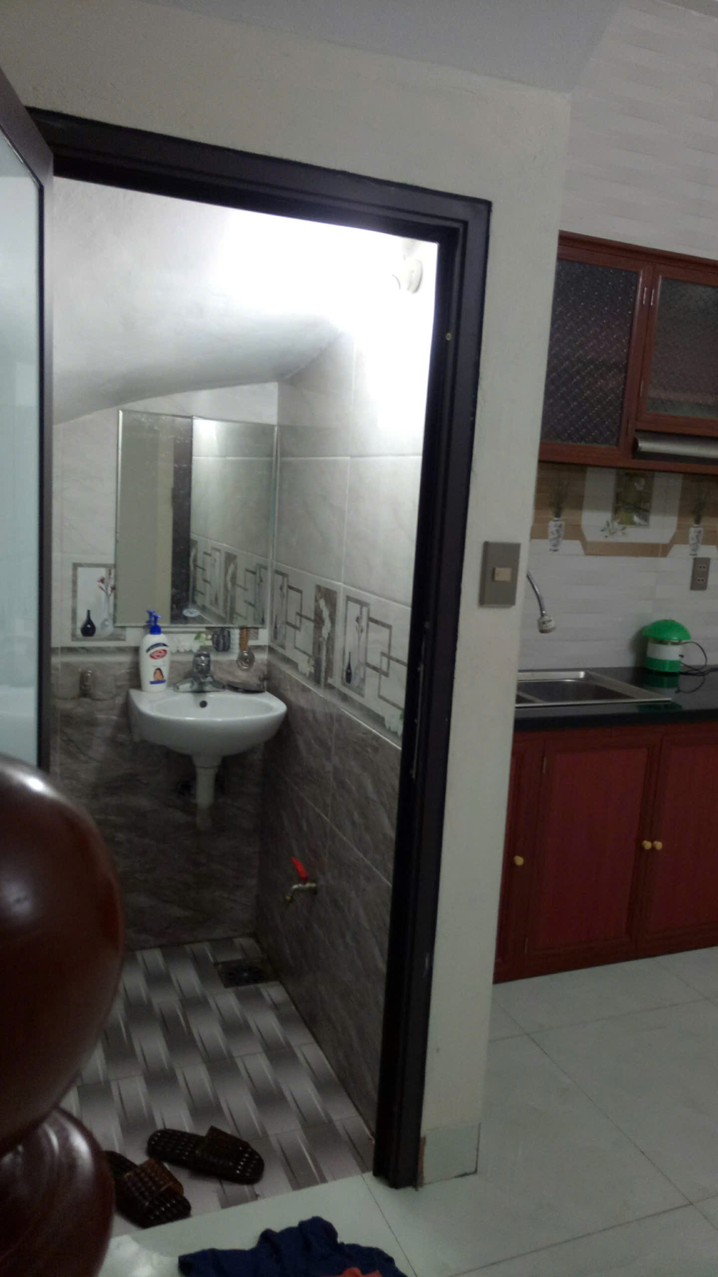 Cho thuê nhà nguyên căn ngõ 22 Khuyến Lương 40m2 x 2 tầng 1 tum – 2 ngủ – 2 wc 6 triệu