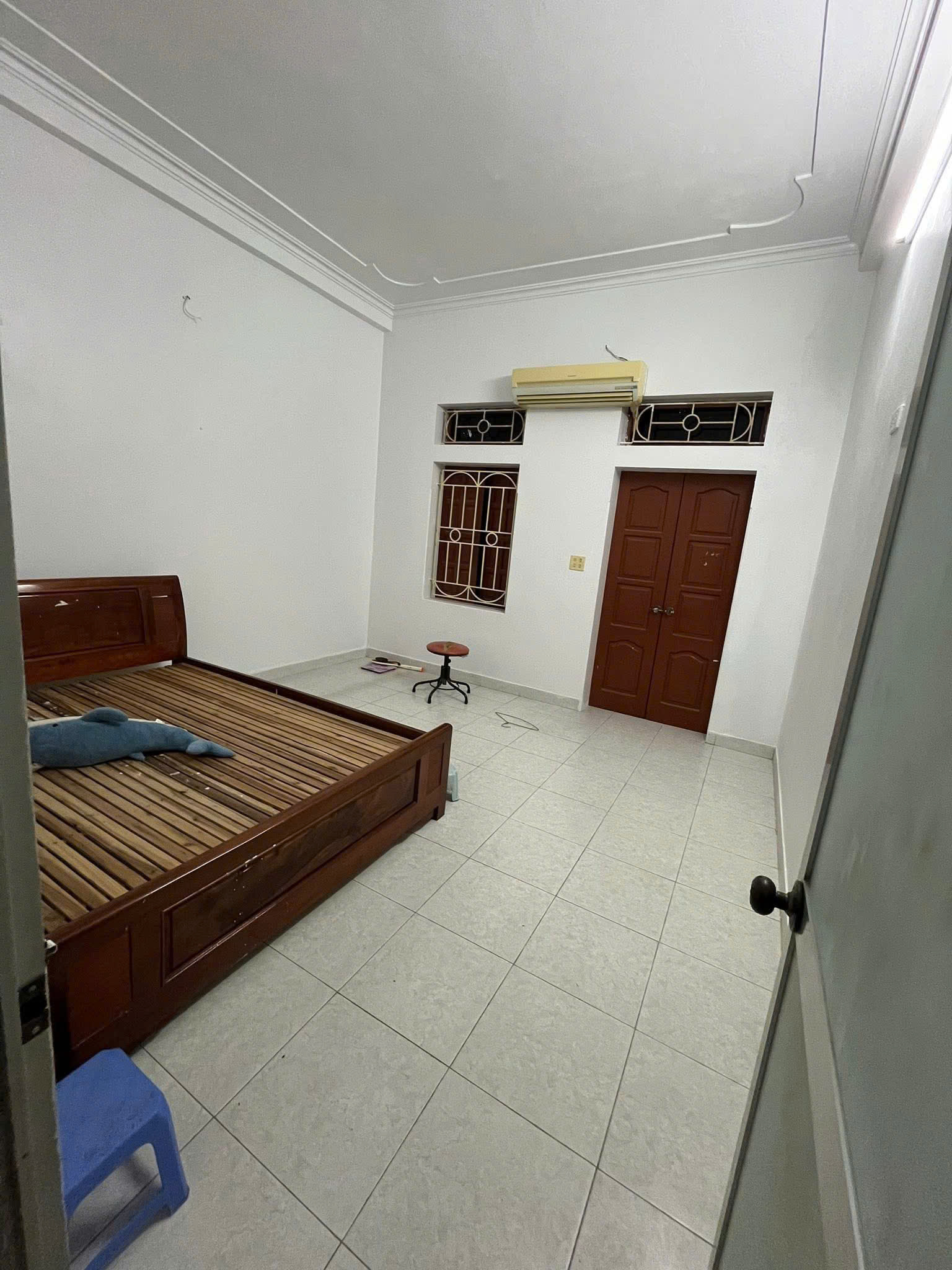 Cho thuê nhà nguyên căn 279 Lĩnh Nam, 50m2 – 3 tầng – 2 ngủ – 2 wc, 6,5tr / tháng