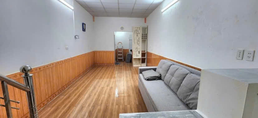Cho thuê nhà nguyên căn Phố Lò Đúc, 33m2, 2 tầng, 6.5 Triệu