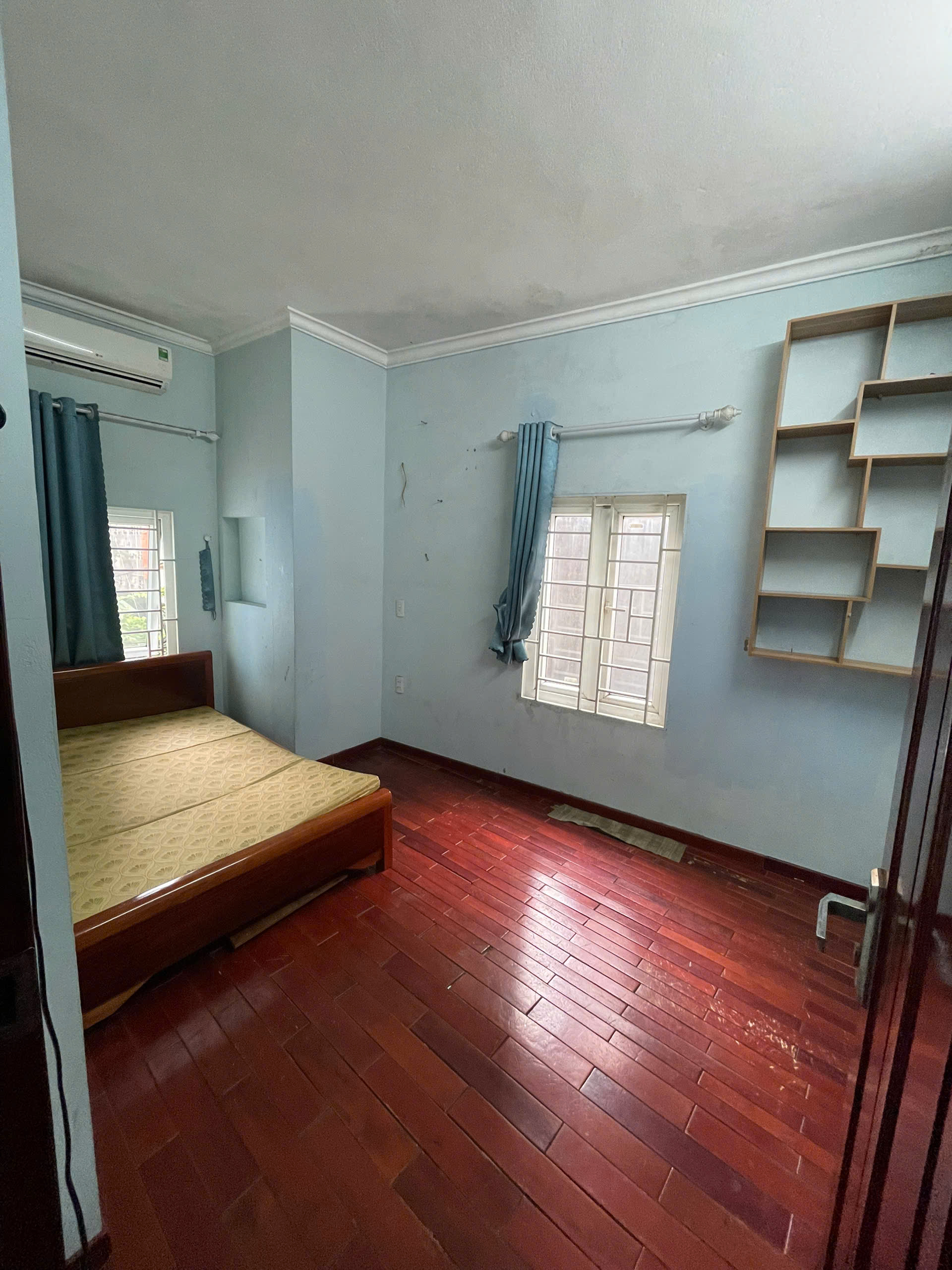 Cho thuê nhà nguyên căn 151 Nguyễn Đức Cảnh, 45m2 x 3 tầng – 2 ngủ – 3 wc, 9 triệu/ tháng