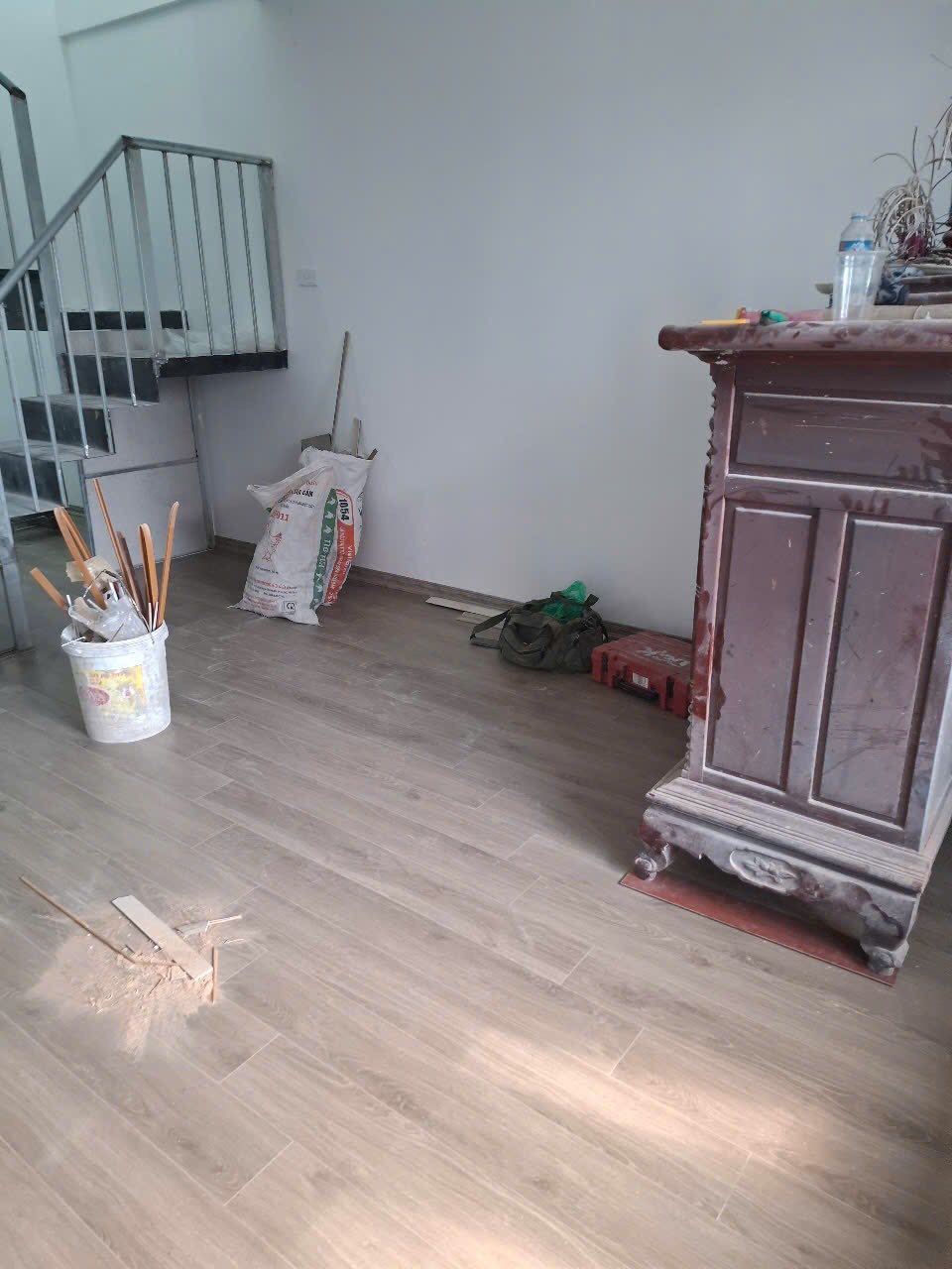 Cho thuê Tập thể tầng 4 Nam Đồng, 110m2, 4 ngủ, 2 vệ sinh, 10 triệu vào ngay