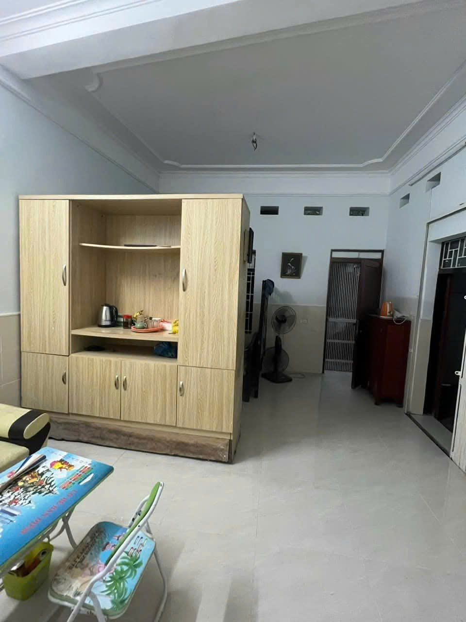 Cho thuê nhà ngõ 345 Khương Trung 40m2 x 2 tầng, 3 ngủ, 1 wc, 1 nhà tắm 8 triệu