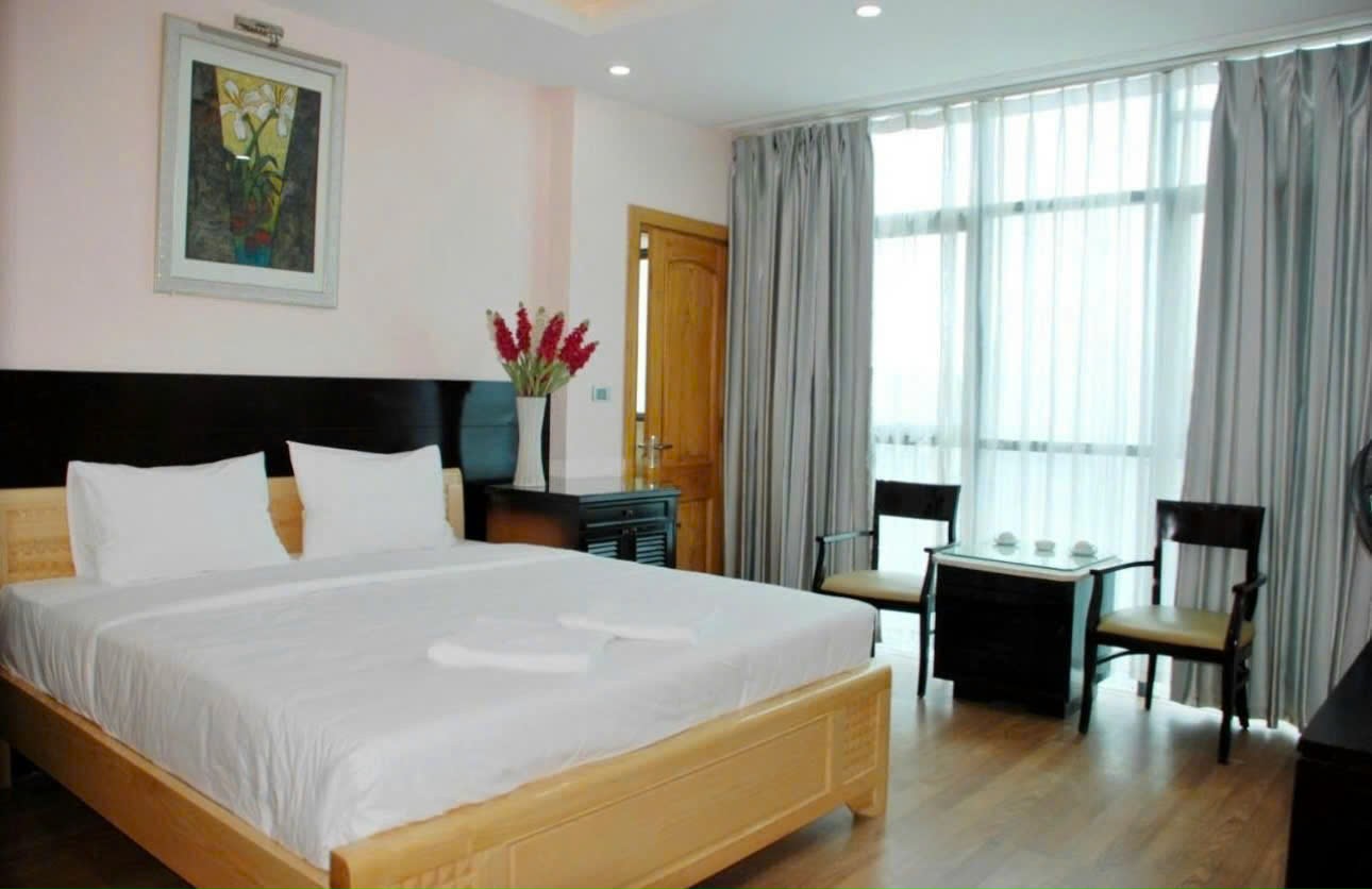 BÁN KHÁCH SẠN MẶT PHỐ KHƯƠNG ĐÌNH – DÒNG TIỀN 300TR/TH – 140M² x 8T CÓ HẦM – GIÁ 89.9 TỶ