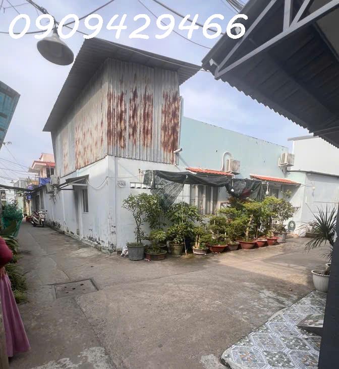 MUA 1 ĐƯỢC 2 CĂN – 35TR/M2 – CĂN GÓC 3 MẶT TIỀN- HẺM XE HƠI ĐỔ CỬA – KẾ QUẬN 7-NGANG 11,5M -7,35 TỶ