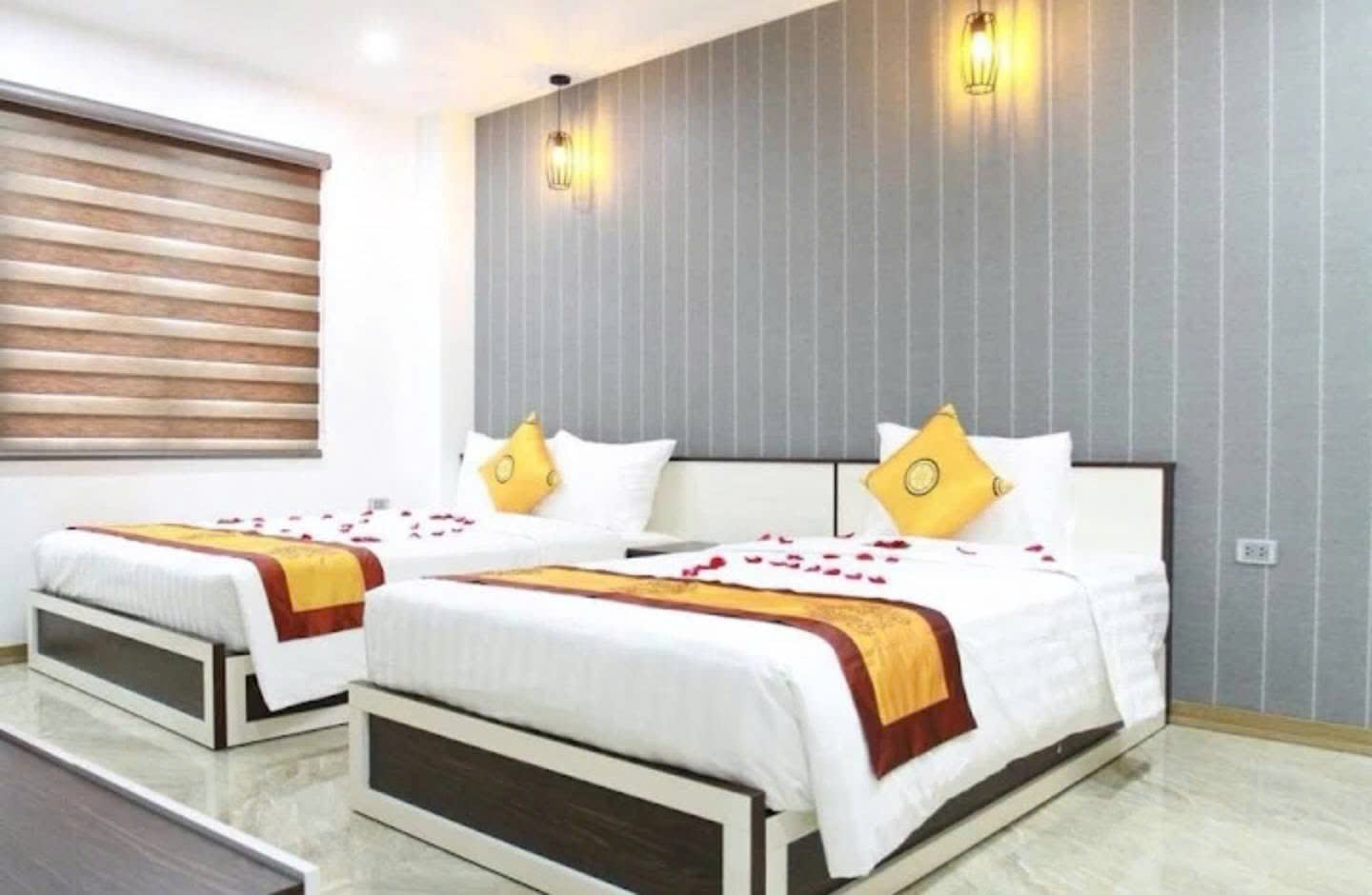 BÁN TÒA KHÁCH SẠN MẶT PHỐ TRẦN KHÁT CHÂN – 175M² x 9T THANG MÁY – DÒNG TIỀN 3 TỶ/NĂM – GIÁ 132 TỶ