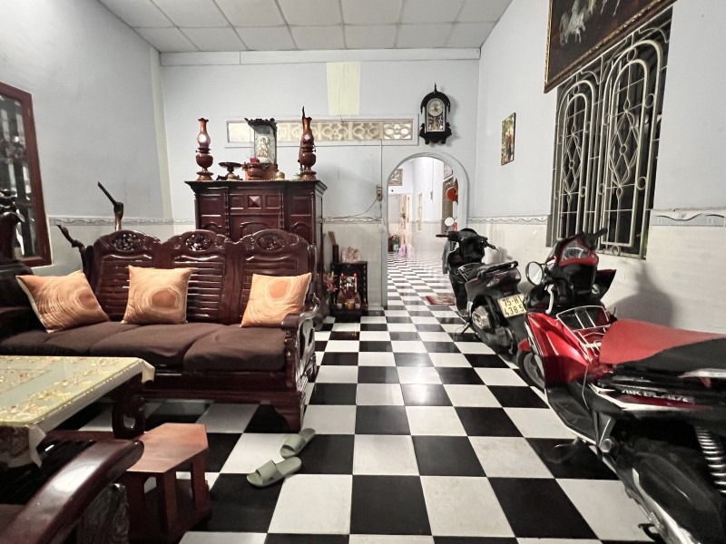 Bán nhà Phường Linh Xuân, TP HCM, đường Số 10, 110m2, 2PN, SH, 6.9 tỷ. LH: 0933125879
