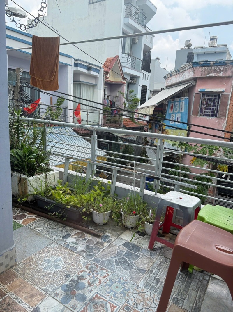 Nhà LÔ GÓC – Giáp Tân Phú – DT 54M 2 Tầng Gía Đầu Tư 3,6Ty Sổ Riêng A4