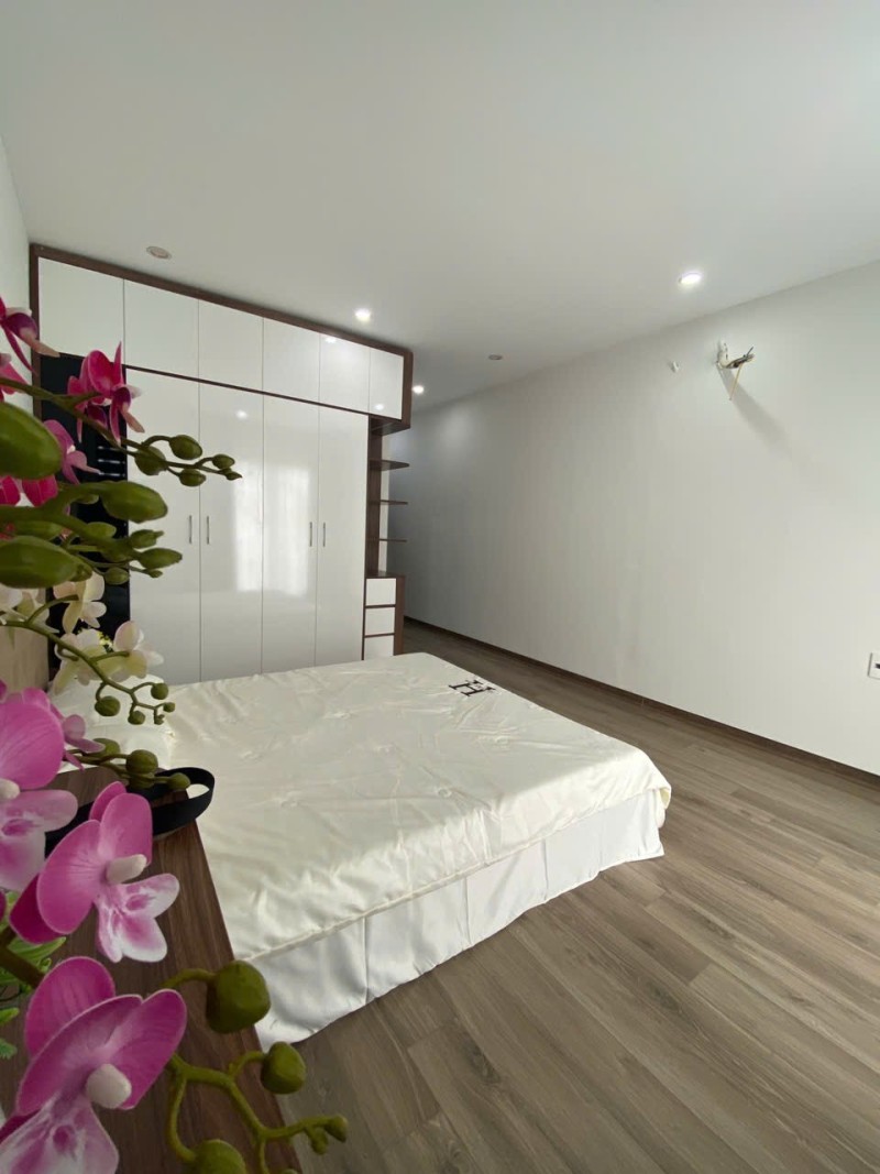BÁN NHÀ NGÕ RỘNG – NGUYỄN VĂN LINH – LONG BIÊN – 6 TẦNG – Ô TÔ VÀO NHÀ – GIÁ 8.8 TỶ