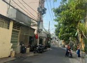 Nhà siêu rẻ ngay chợ Tân Hương DT 6x18m, 1 lầu hẻm ô tô giá: 6 tỷ chốt