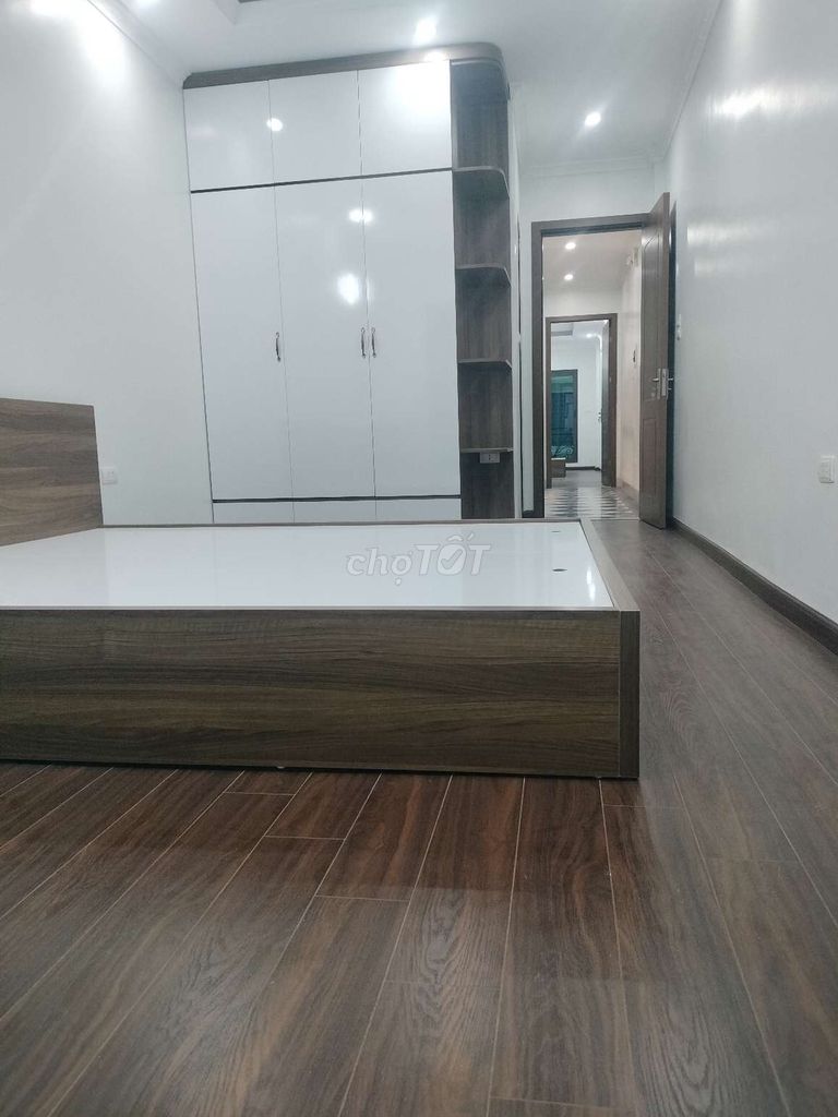 CHÍNH CHỦ BÁN NHÀ 5 TẦNG FULL NỘI THẤT TRUNG TÂM THỊNH LIỆT-HOÀNG MAI