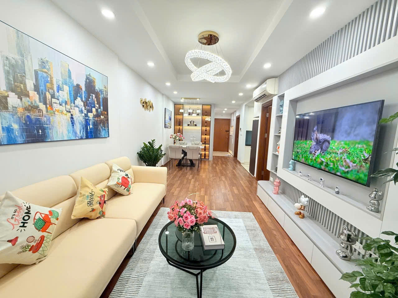 Chủ cần bán căn 2 ngủ giá 6 X Tỷ tại khu chung cư cao cấp Goldmark city -136 Hồ Tùng Mậu full nội thất