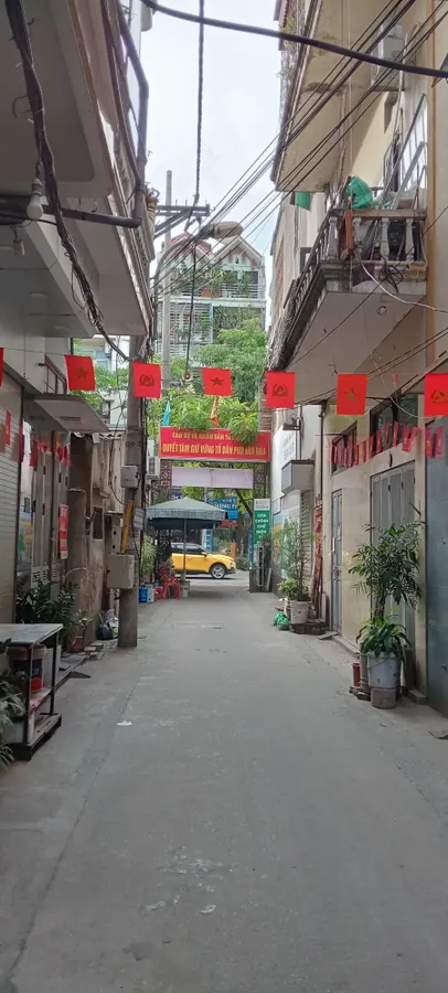 Bán nhà Tô Hiệu – Hà Đông 45mx5 tầng, nhà đẹp, thang máy, ở luôn giá 10.6 tỷ.