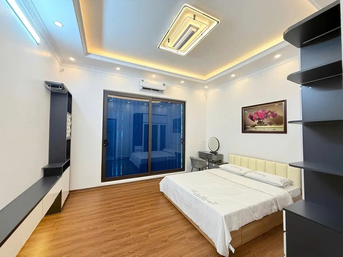 Bán Nhà Tây Sơn 29/35m2. 5 tầng. mặt tiền 4.5m. giá 8.25 tỷ Đống Đa Hà Nội