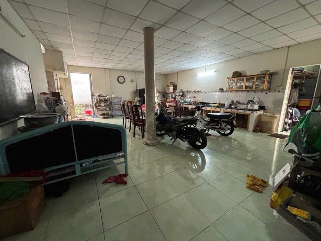 Bán nhà Mặt tiền Điện Biên Phủ – gân ĐH Kinh Tế, 7,9x20m, 4 Tầng – 6 PN, chào 21 tỷ.