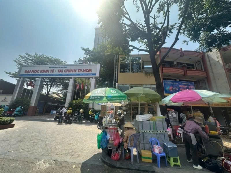 Bán nhà Mặt tiền Điện Biên Phủ – gân ĐH Kinh Tế, 7,9x20m, 4 Tầng – 6 PN, chào 21 tỷ.