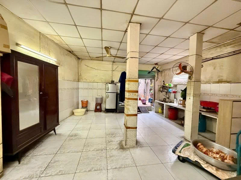 Bán nhà cũ, Mặt tiền Lê Quang Định – gần Nơ Trang Long, 8x30m, 2 Tầng cũ, còn 45 tỷ,