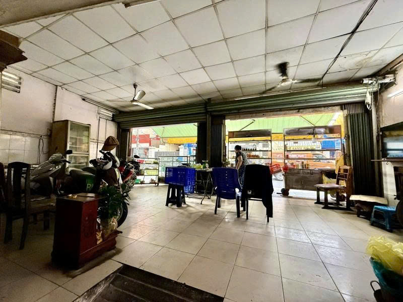 Bán nhà cũ, Mặt tiền Lê Quang Định – gần Nơ Trang Long, 8x30m, 2 Tầng cũ, còn 45 tỷ,