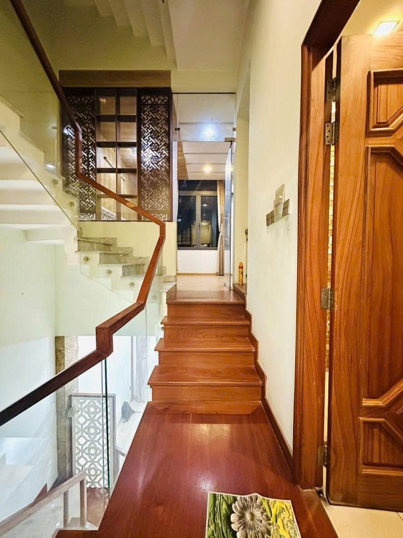 Bán nhà Mặt tiền Kinh Doanh Cống Lở – gần Phan Huy Ích, 4,8x15m, 4 Tầng – 4PN, 13,5 tỷ.