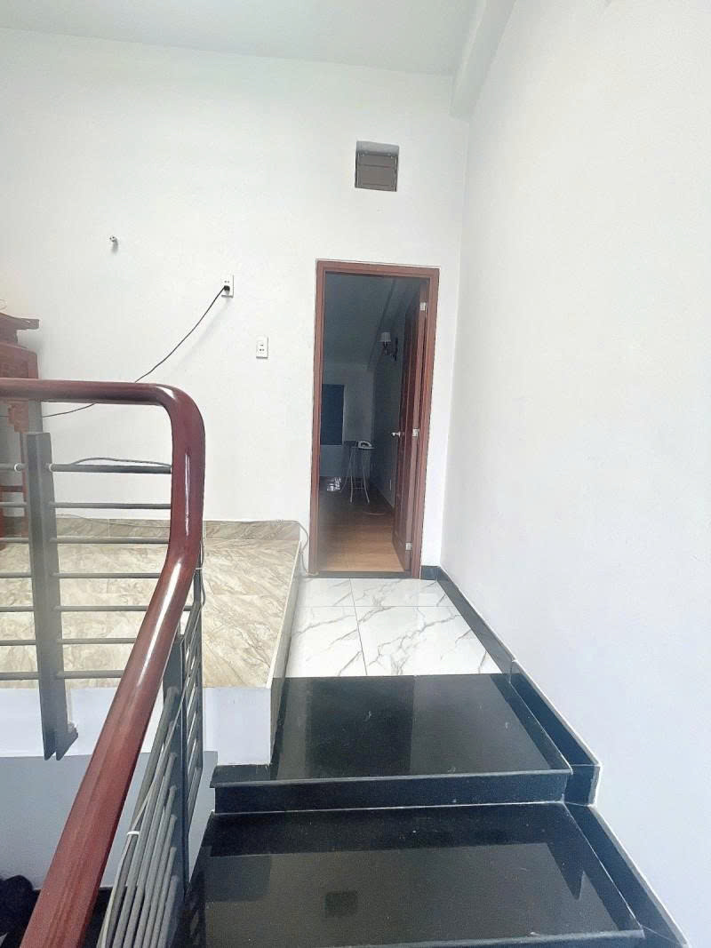 Bán nhà Mặt tiền Dương Khuê – giao Lũy Bán Bích, gần Hòa Bình, 3,3x18m, 3 Tầng, 7,4 tỷ.