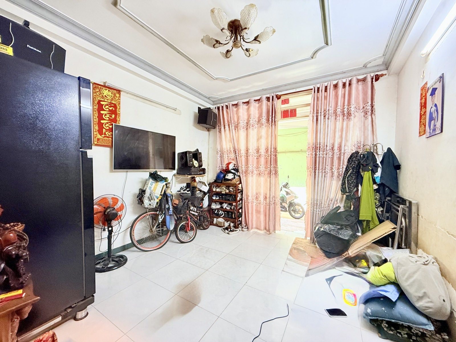 Giáp Quận 10 vài bước ra đường Xe Hơi Nha Chính Chủ Lâu năm.