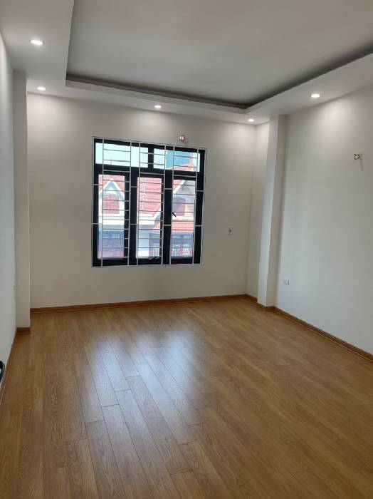 Siêu phẩm Liên Mạc nhà 5 tầng mới kính kong xách vali ở luôn Ô TÔ đỗ cửa