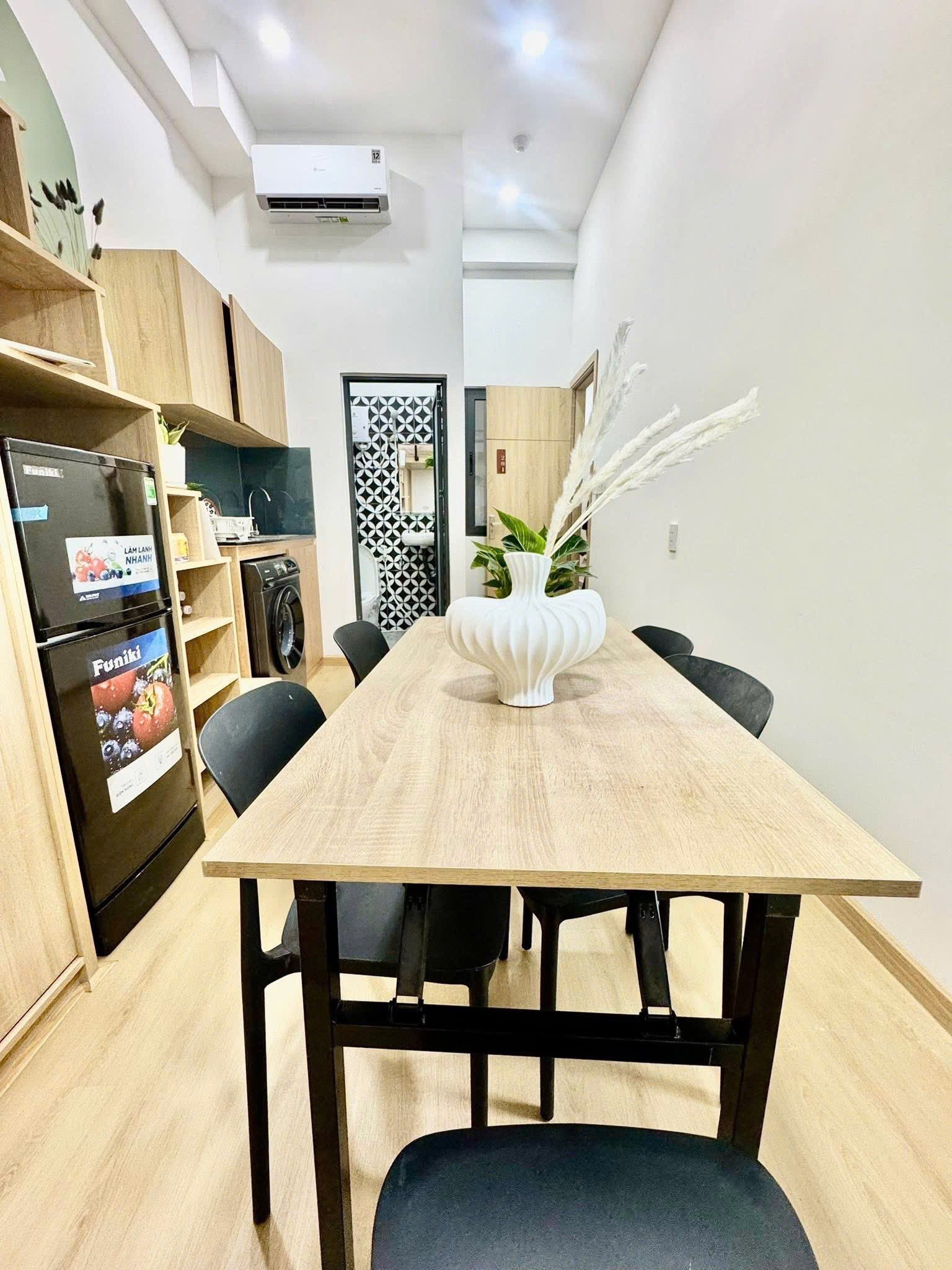 Căn Hộ Dịch Vụ 16 Phòng Phan Huy Ích