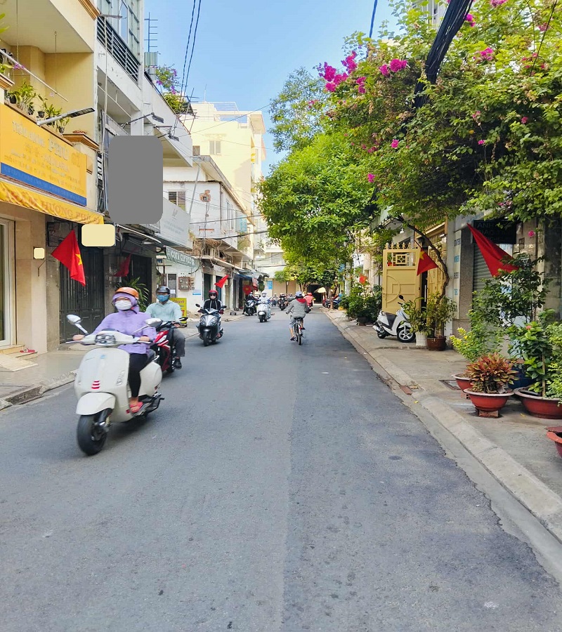 Bán nhà hẻm 6m KD, có lề đường Trần Hưng Đạo, Tân Sơn Nhì, Tân Phú, 52m2, 4 tầng