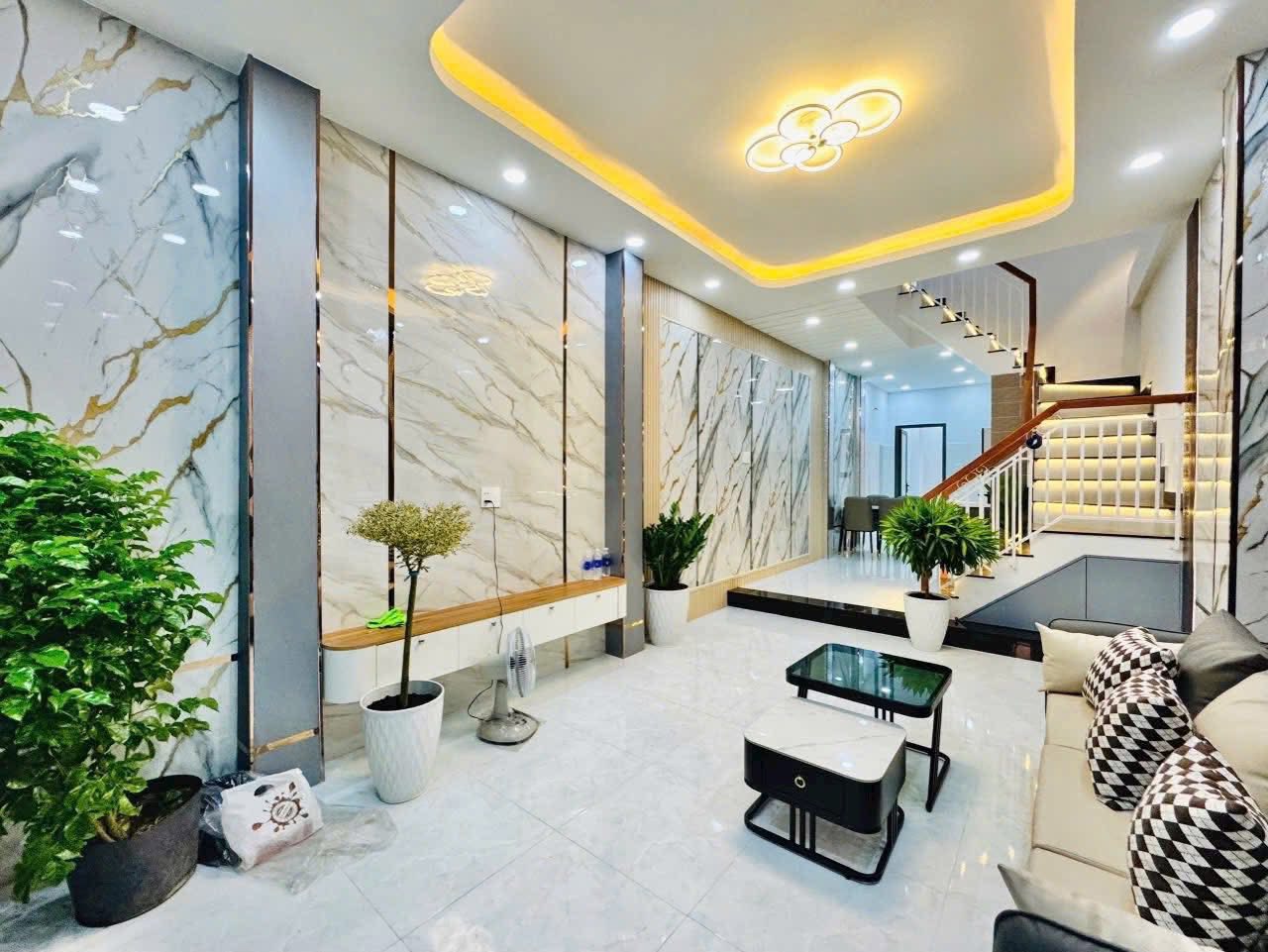 Nhà Nguyễn Oanh Full Nội Thất Cao CấpThiết Kế Bắt Mắt Xách Vali Ở Ngay