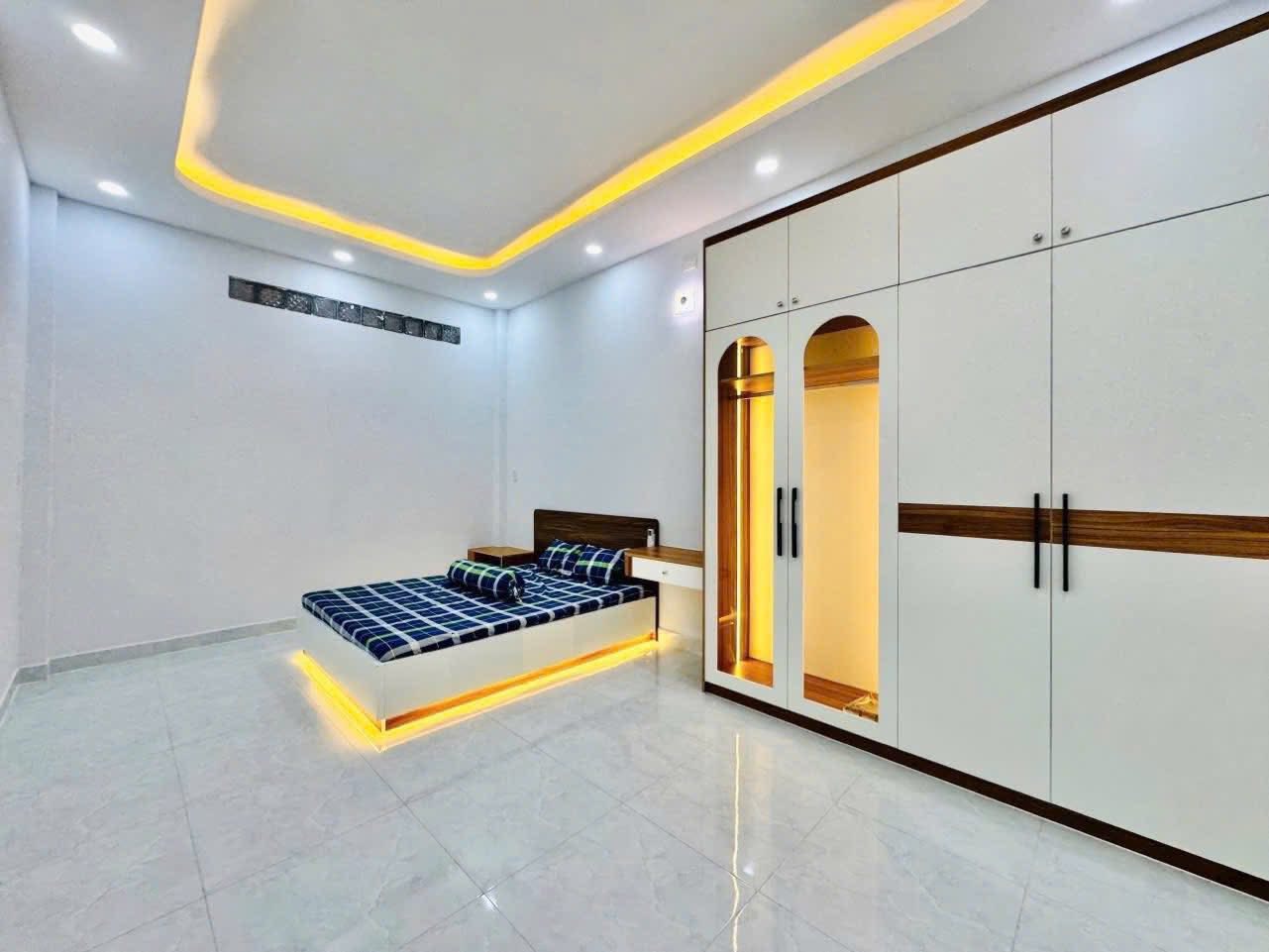 Nhà Nguyễn Oanh Full Nội Thất Cao CấpThiết Kế Bắt Mắt Xách Vali Ở Ngay