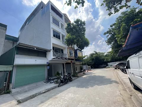 Nhà mới đẹp lung linh, Ô tô tránh + vỉa hè kinh doanh,