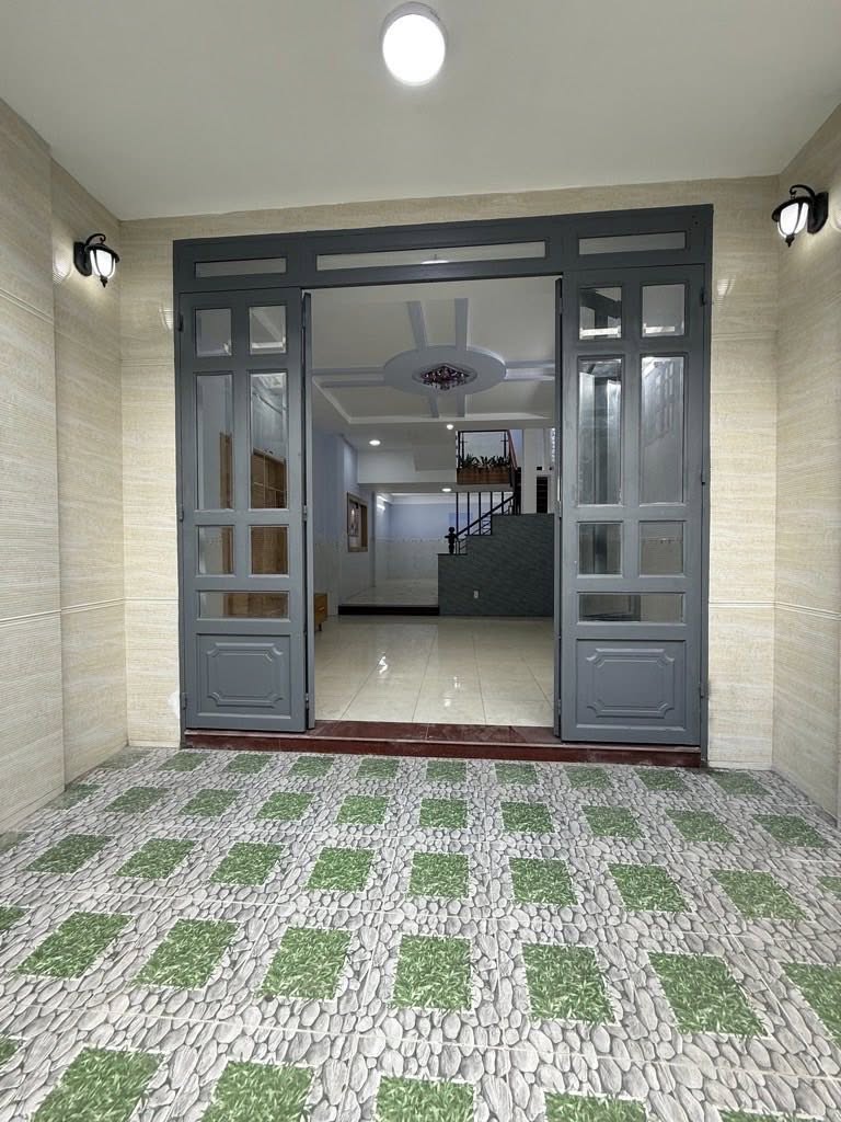 Nhà Hẻm 4m Ngay Phan Huy Ích Khu Dân Trí Cao