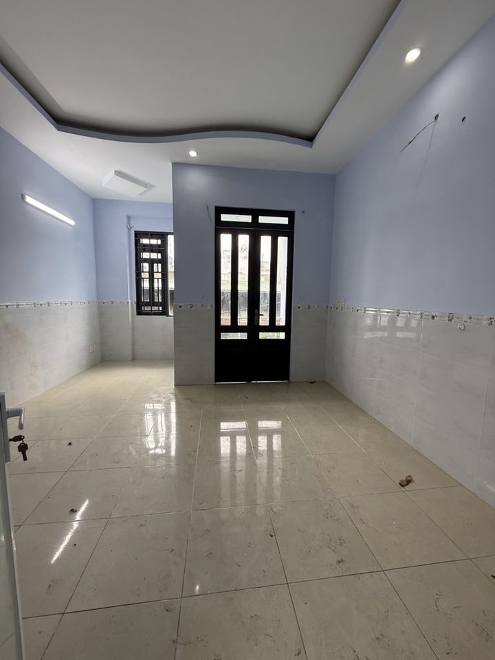 Nhà Hẻm 4m Ngay Phan Huy Ích Khu Dân Trí Cao