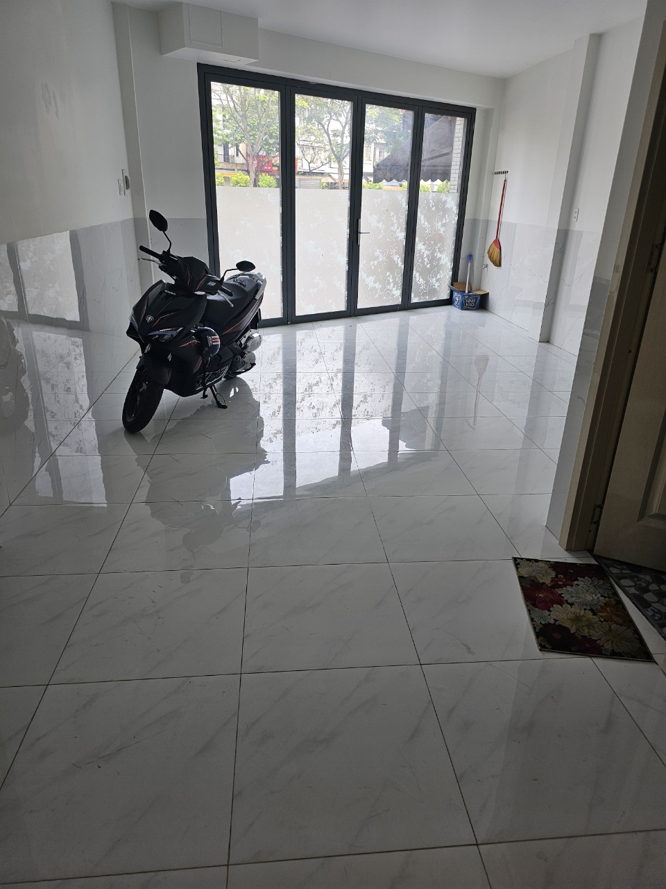 Bán Nhà 4 Tầng Mặt Tiền Phạm Văn Đồng – Phường 3 – Gò Vấp
