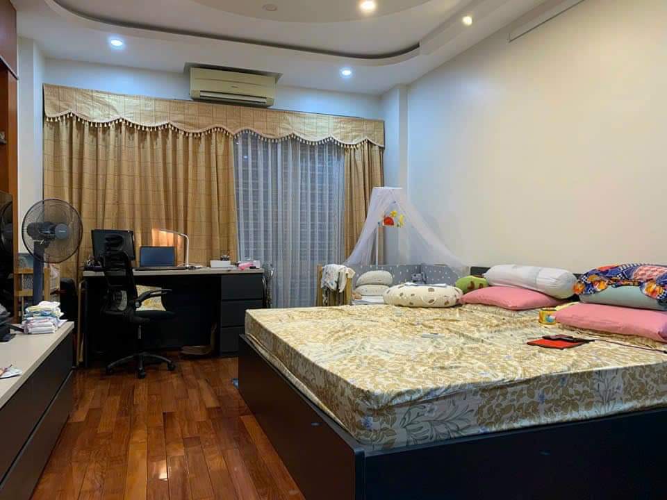 NHÀ DÂN XÂY HỌC VIÊN TÀI CHÍNH – DT53M2 – 5 TẦNG – GIÁ 8 TỶ – ĐƯỜNG Ô TÔ THÔNG – KINH DOANH