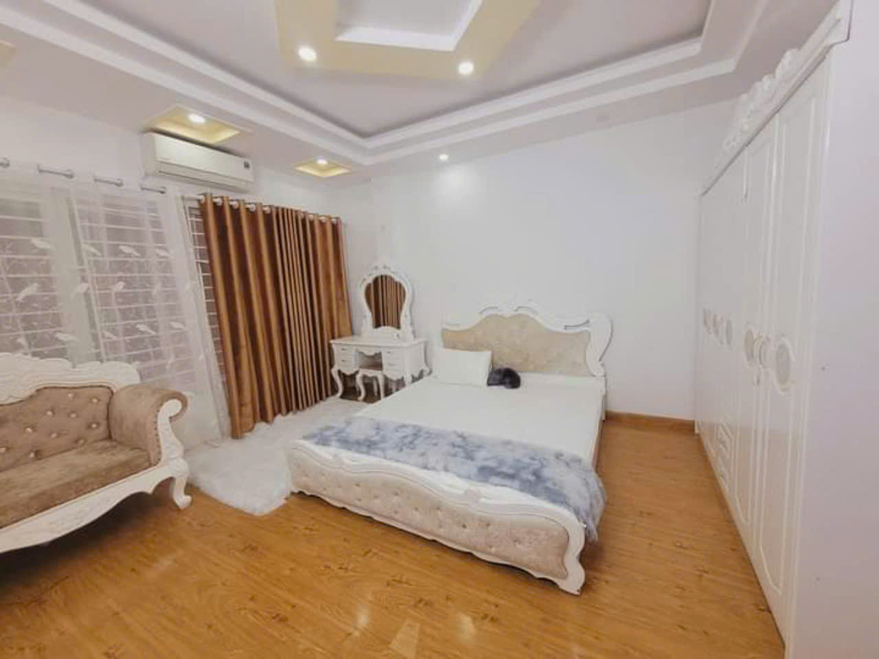Bán nhà lô góc mặt ngõ phố Cầu Giấy 55m2 5tầng mặt tiền 4.5m 11.8 tỷ 0934266313