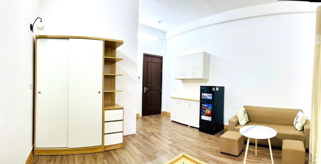Đường Láng 75m chỉ 14 tỷ, 7 phòng khép kín, full khách