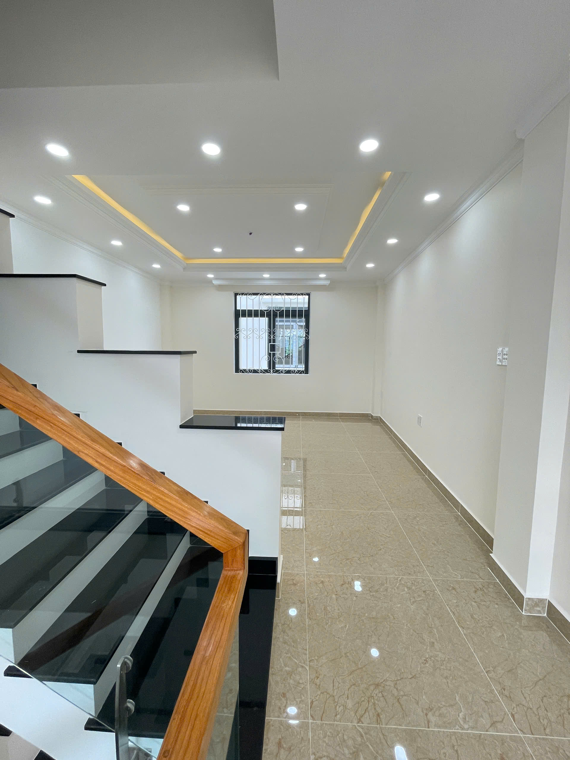 Bán Nhà 4 Lầu Mới Xây Hẻm 609 Quốc Lộ 13 – Hiệp Bình Phước – Thành Phố Thủ Đức