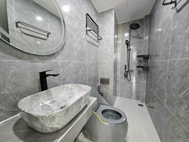 Hiếm!Bán nhà đẹp Ngọc Lâm,DT60M,6 tầng thang máy,ngõ thông,full NT.Hơn 11 tỷ