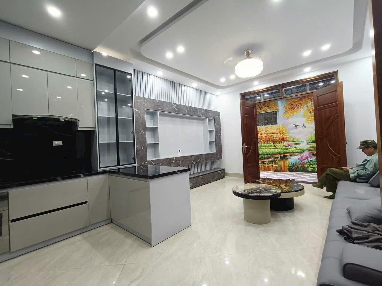Hiếm!Bán nhà đẹp Ngọc Lâm,DT60M,6 tầng thang máy,ngõ thông,full NT.Hơn 11 tỷ